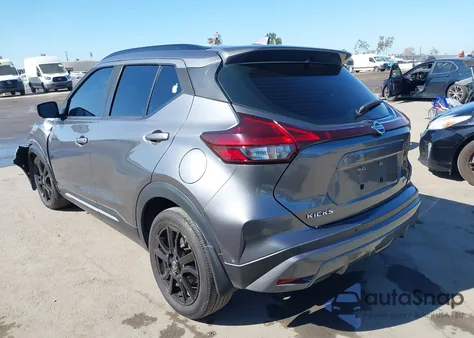 2021 Nissan Kicks Sr Xtronic Cvt z USA, uszkodzony, nr VIN 3N1CP5DV0ML511392